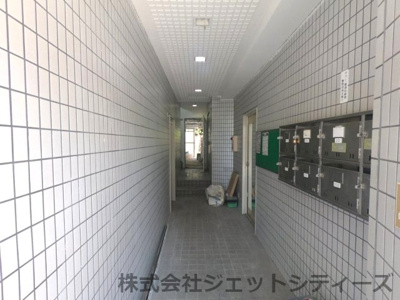 【エントランス】 | S&SⅢ(エスアンドエススリー)