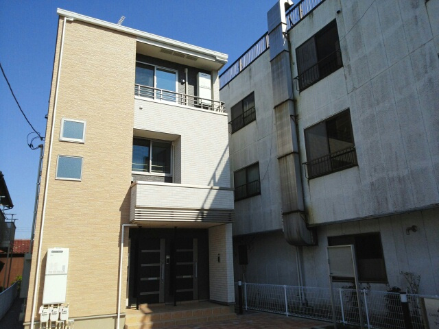 カレントカーサ　ガーデン