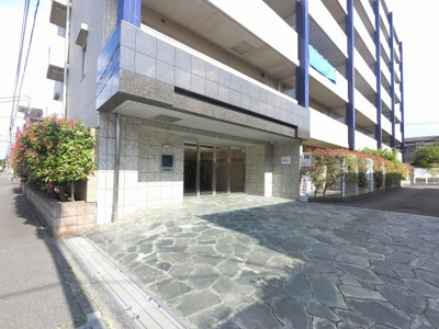 【エントランス】 | ライフレビュー川崎殿町 | エントランス部分です。