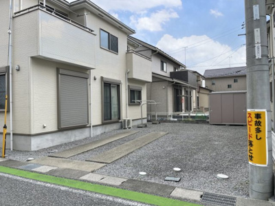 【駐車場】 | 向日葵邸一軒家K棟