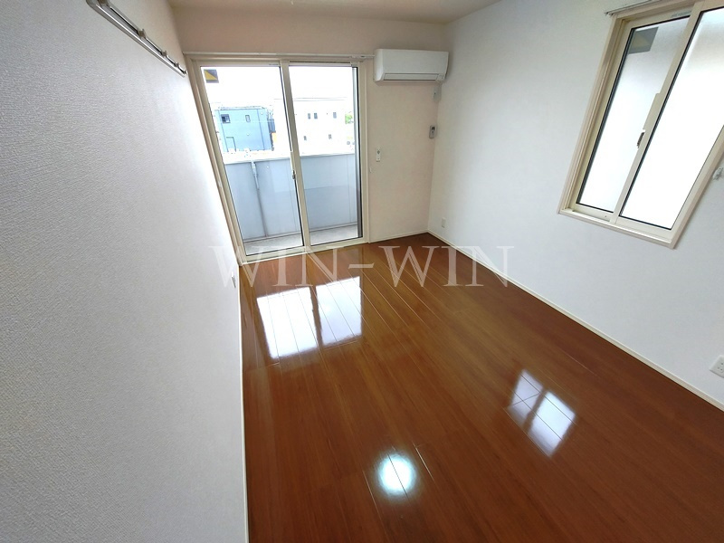 豊橋市牛川町字東側の一戸建ての寝室