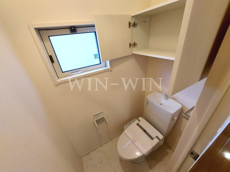 豊橋市牛川町字東側の一戸建てのトイレ