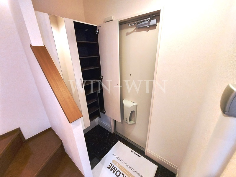 豊橋市牛川町字東側の一戸建ての玄関