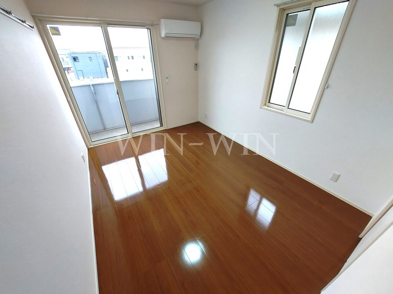 豊橋市牛川町字東側の一戸建ての寝室