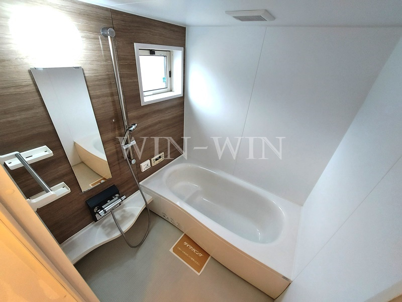 豊橋市牛川町字東側の一戸建ての浴室