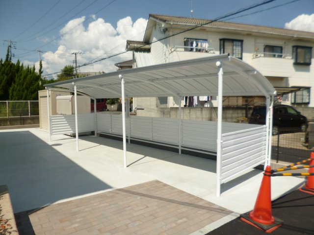 総社市三輪のアパートのその他共用部分|駐輪場