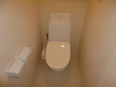 【トイレ】 | エピナール | シャワー付きトイレ