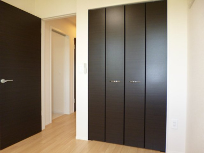 【内装】 | エピナール | 洋室