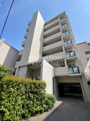 【外観】 | ビクトワール真田山 | 緑豊かでスタイリッシュな外観のマンションです♪