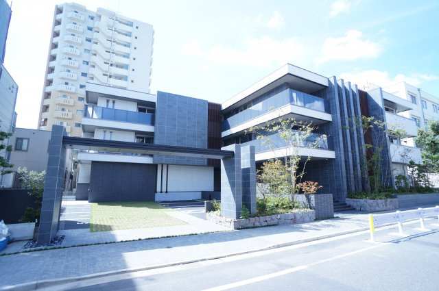 Pleasure brightの外観|耐震遮音性に優れた積水ハウス施工シャーメゾン！