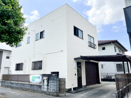 遠山倉庫の外観