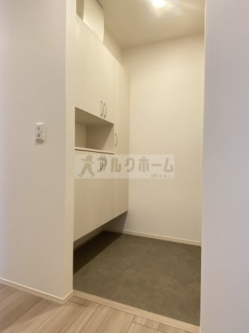 クリエ山本町南の玄関
