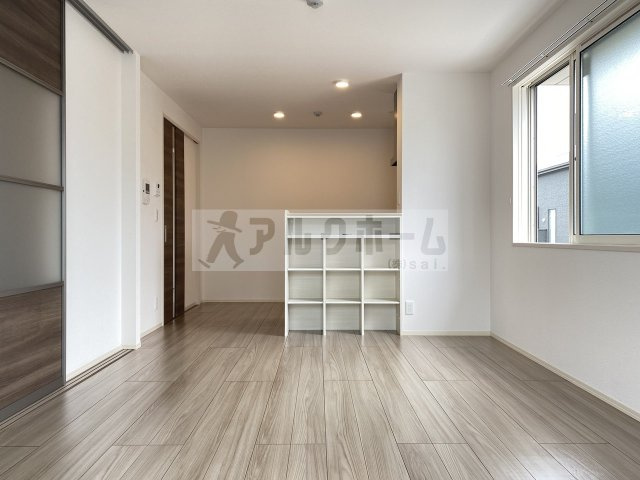 クリエ山本町南の居間・リビング