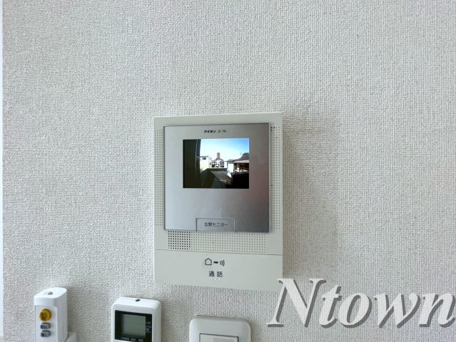 【セキュリティ】 | グレイス本陣 | モニタ付きインターホンです。