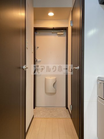 フジパレス光南町Ⅱ番館の玄関