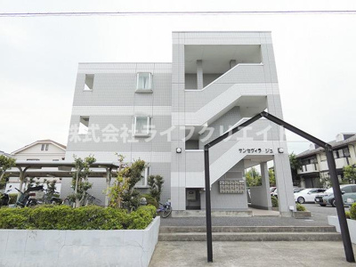 【エントランス】 | サンセヴィラージュ