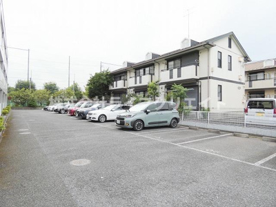 【駐車場】 | サンセヴィラージュ