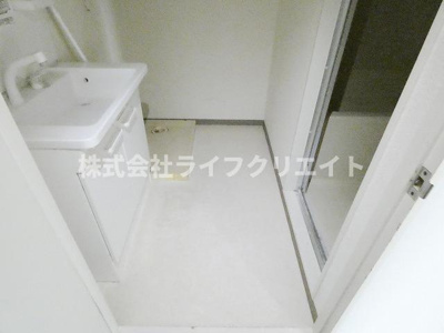 【洗面所】 | サンセヴィラージュ