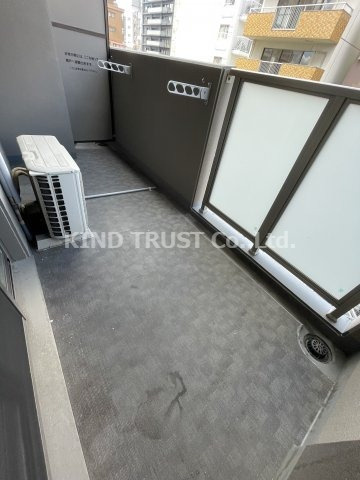 サクラブルーレジデンスのバルコニー|バルコニーからの眺めを楽しみながら食事をしませんか