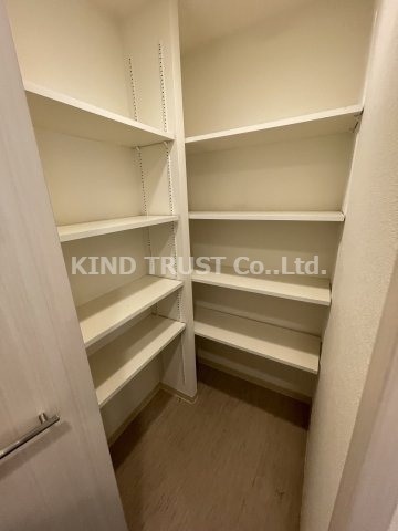 サクラブルーレジデンスの収納|収納のためのスペースです