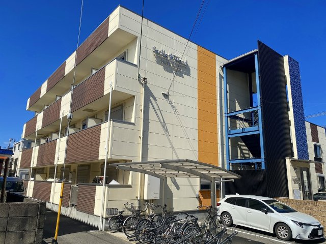 ステラウッドソレイユ惣社の外観