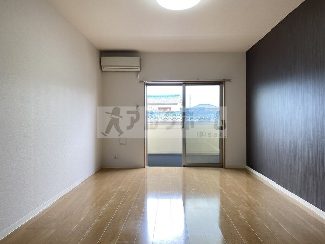 ステラウッドソレイユ惣社の居間・リビング