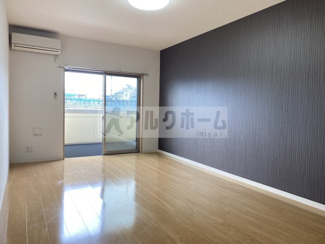 ステラウッドソレイユ惣社の居間・リビング