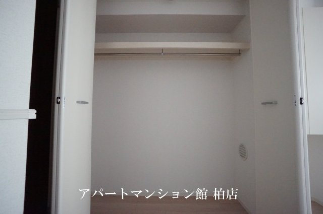エレガントカーサⅢの収納