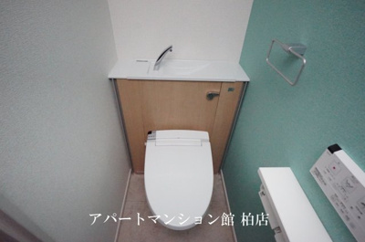 【トイレ】 | エレガントカーサⅢ