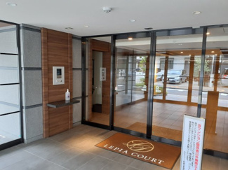 【エントランス】