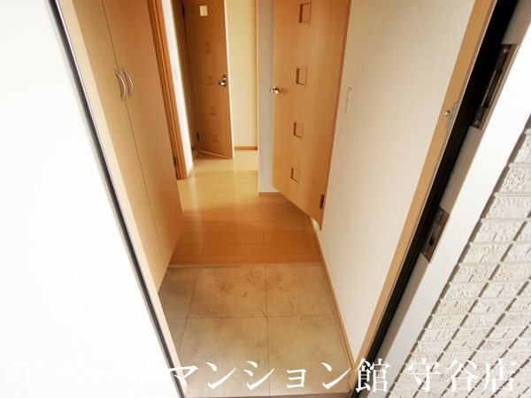 Riviereの玄関