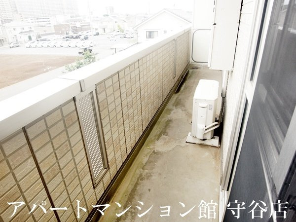 Riviereのバルコニー