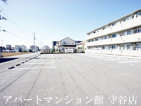 Riviereの駐車場