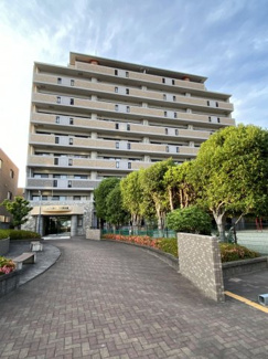 【外観】 | 博多南駅まで徒歩10分の好立地。徒歩圏内に買い物施設が充実しており、日々のお買い物に便利です。楽器相談OKなので、趣味や仕事で楽器を使われる方におススメの物件です♪