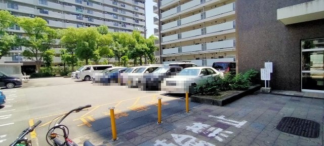 すみれ橋第二コーポ4号棟の駐車場|駐車場