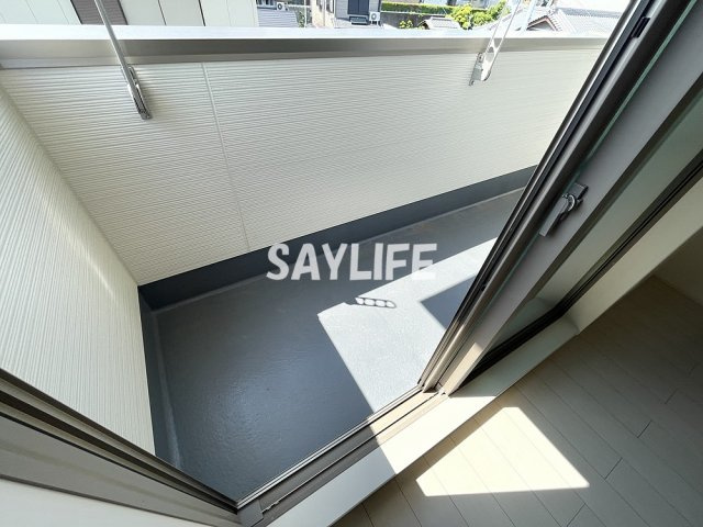 フジパレス三住町A棟のバルコニー