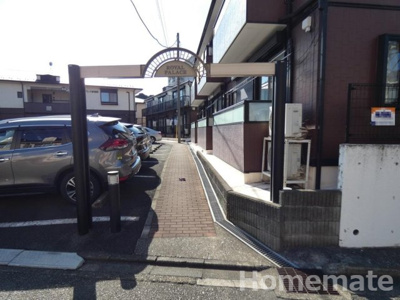 【エントランス】 | ロイヤルパレス六番館