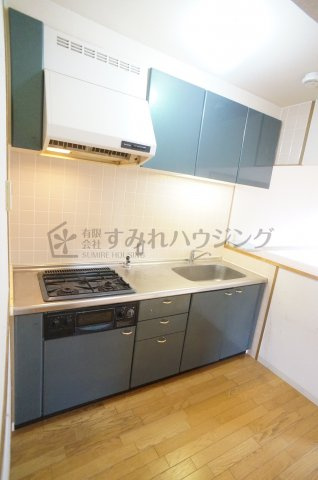 サンセール宝塚のキッチン|参考、同建物・反転間取りの号室