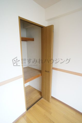 サンセール宝塚の収納|参考、同建物・反転間取りの号室