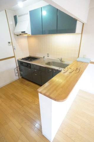 サンセール宝塚のキッチン|参考、同建物・反転間取りの号室