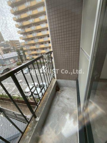 オーナーズマンション天六のバルコニー|暖かな日差しのふりそそぐバルコニー