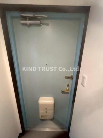 オーナーズマンション天六の玄関|明るい玄関です