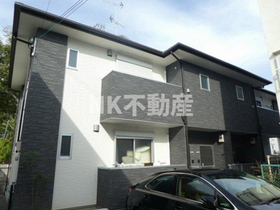 【外観】 | デュラ・カーサラパン（若江岩田賃貸） | 落ち着いた雰囲気の外観です