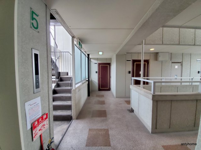 マンションスイーダ　仲介手数料無料のロビー
