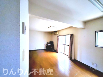 【居間・リビング】 | メゾンSHIMIZU | リビングです