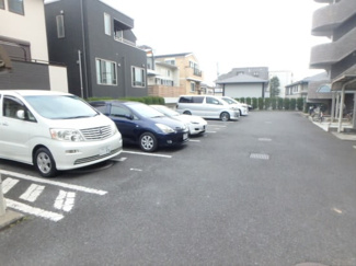 【駐車場】