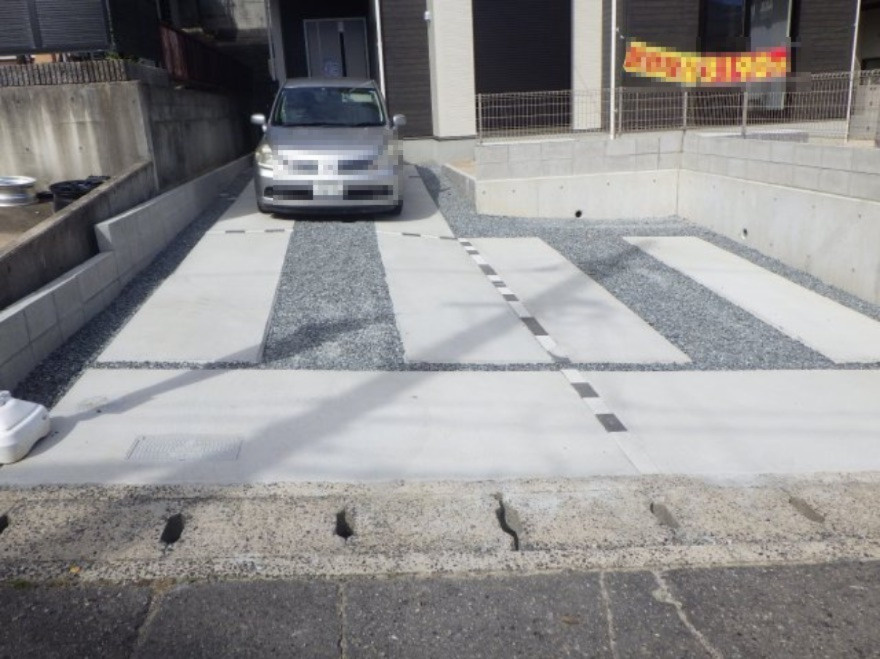   新築戸建　　伴東１丁目 の駐車場
