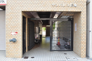 【エントランス】 | エントランス