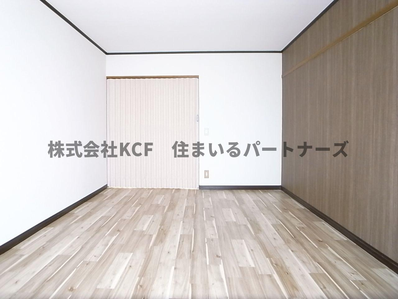 久留米市本町のハイツの洋室|個人の部屋や寝室として使える洋室です