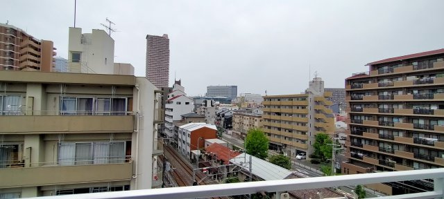 グランデール京橋の展望|バルコニーからの展望です。